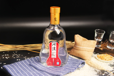 司空尹香 白酒电商网页拍摄的艺术与商业融合